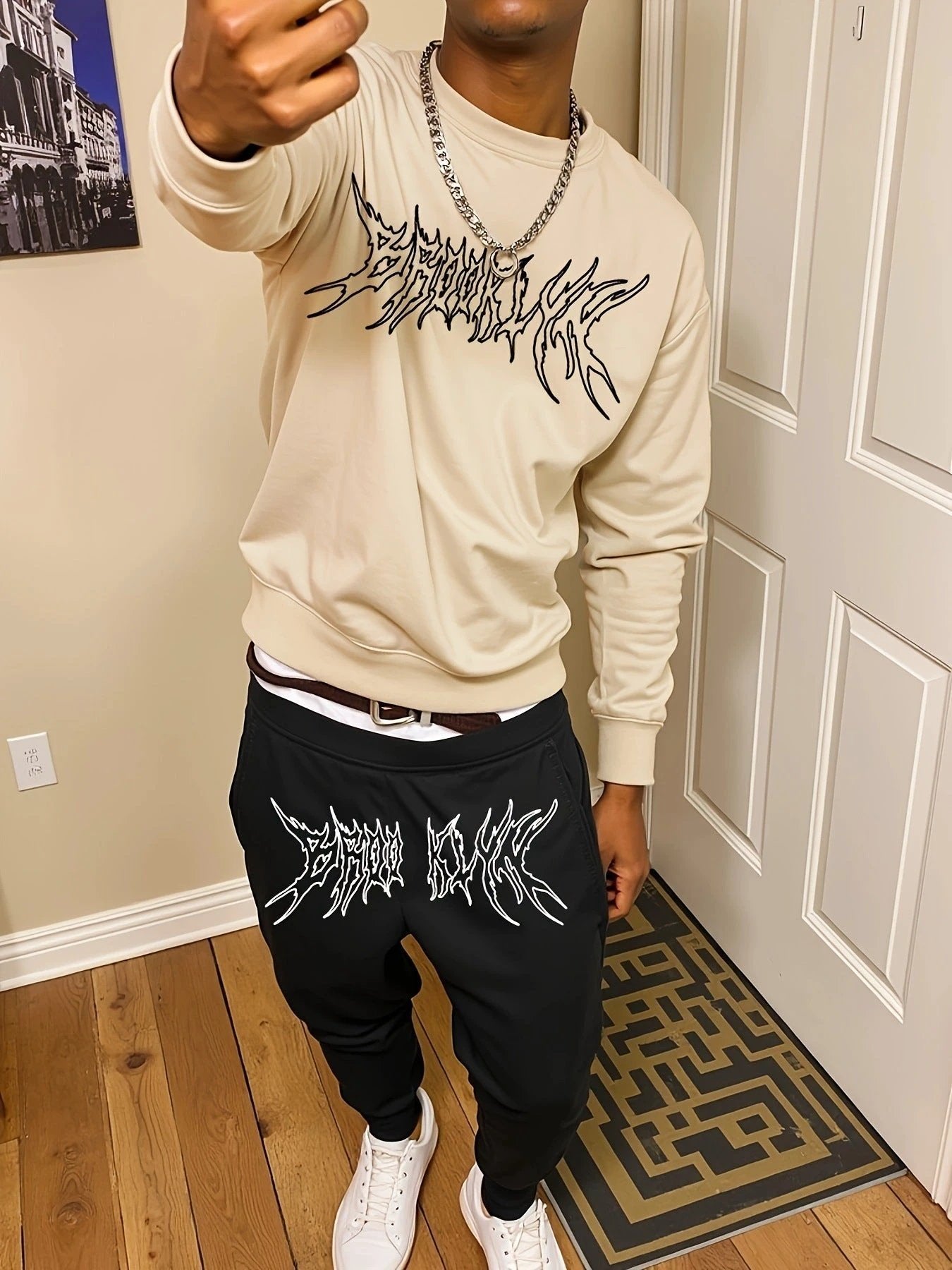 Men's Casual Fashion Round Neck Sweatshirt/Pants Suit