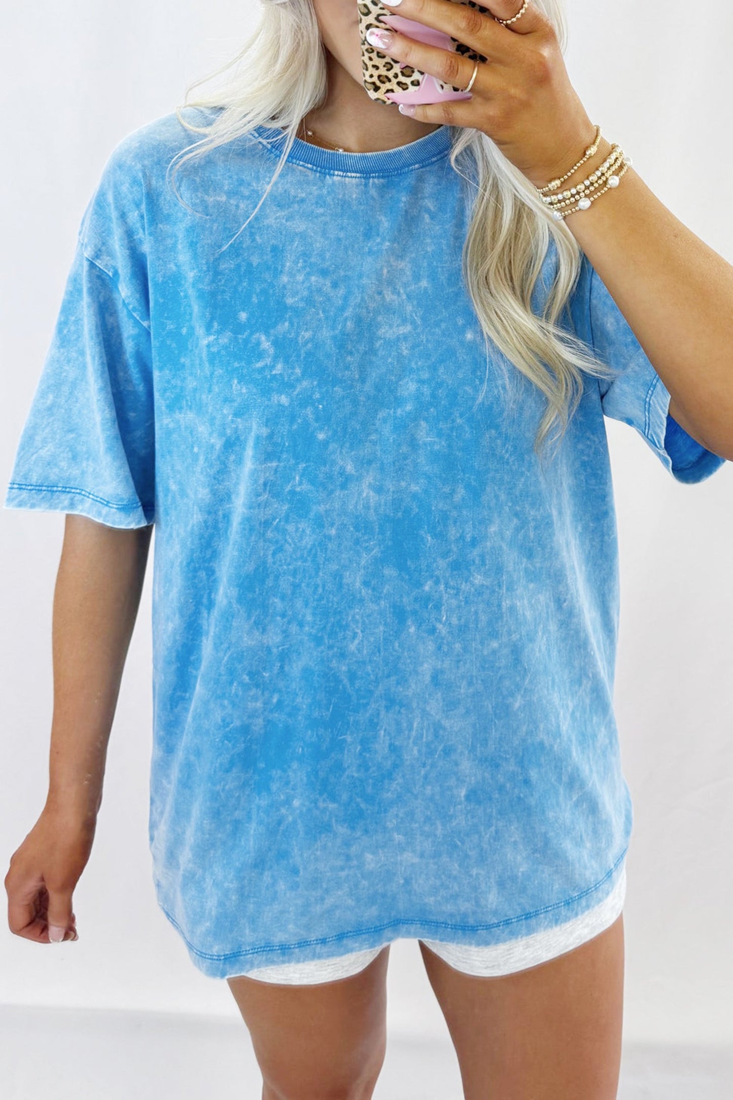 Camiseta extragrande azul con lavado mineral