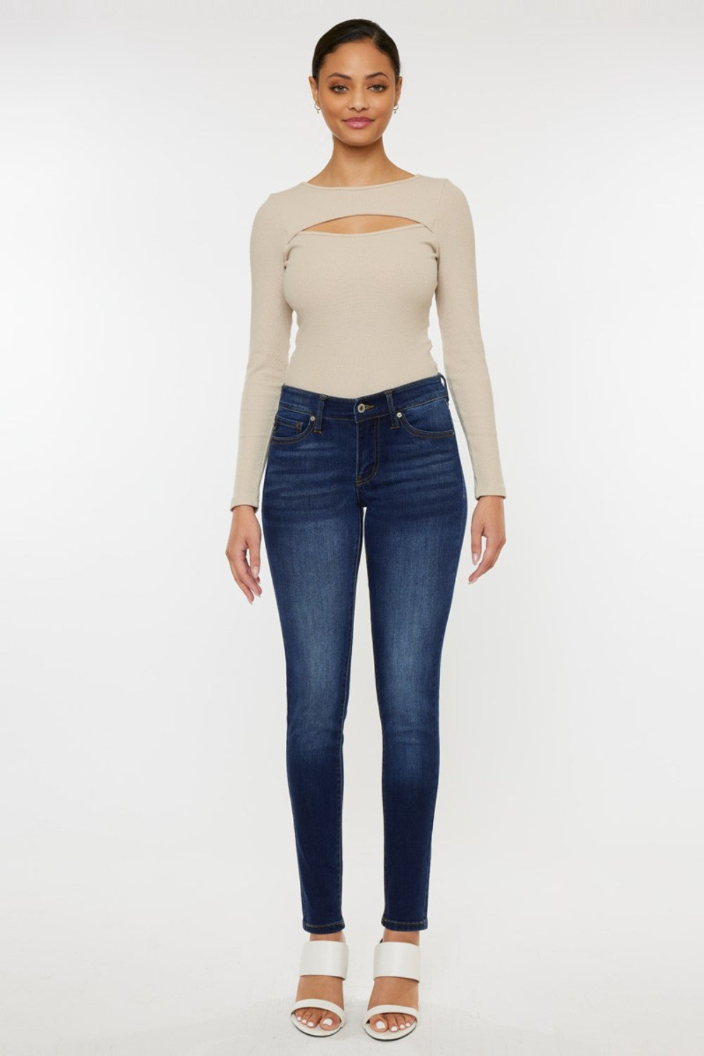 Jeans ajustados Kancan de tiro medio con degradado