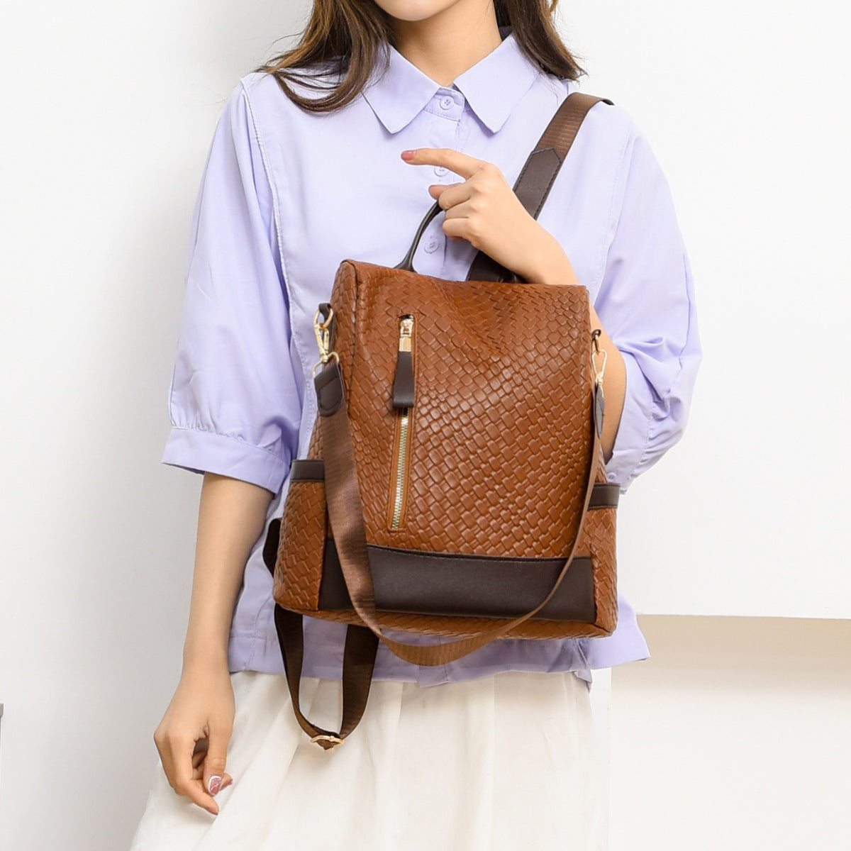 Mochila de piel sintética