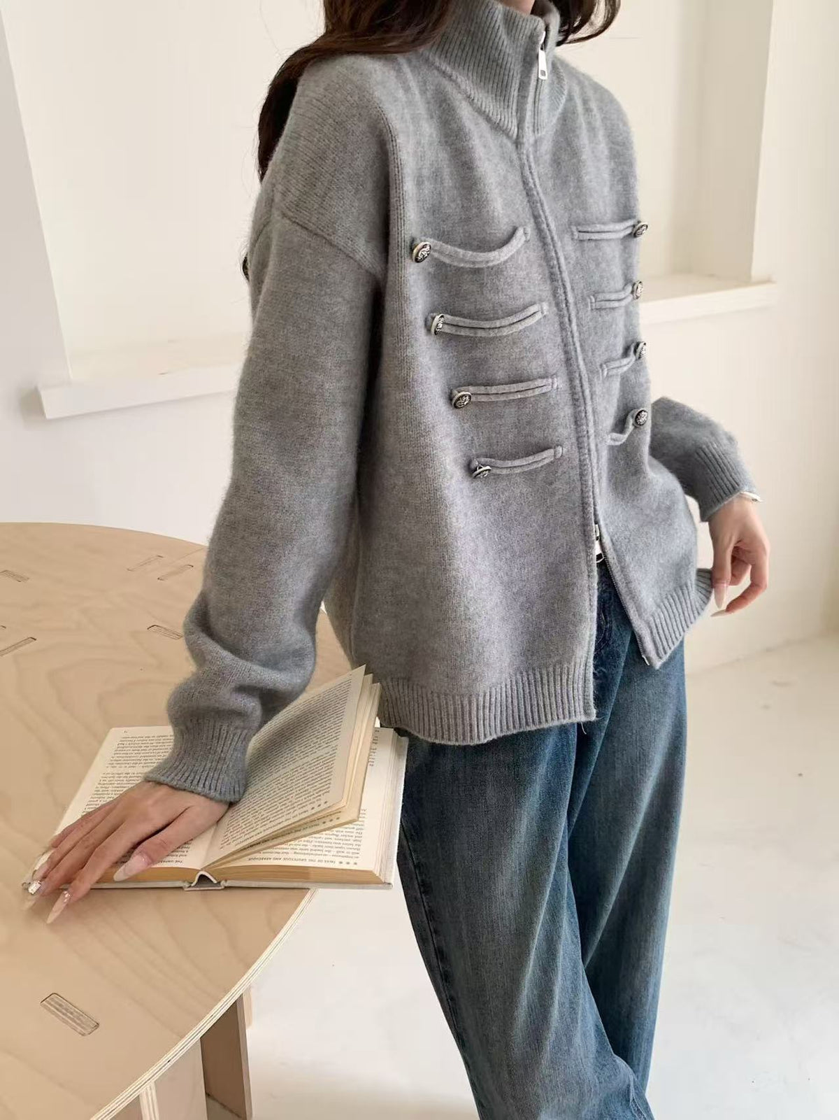Women Niche-Design Cropped Knit Cardigan New Autumn-Winter Stand-Collar Double-Zipper Sweater Coat