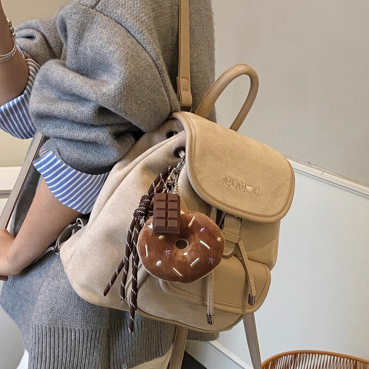 Preppy-style Commuter Backpack Fashionable And Vintage Travel Bag