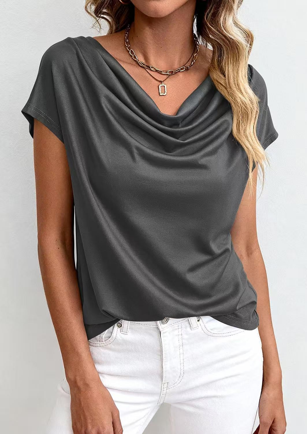 Casual, Fashionable Solid-color Short-sleeve Top