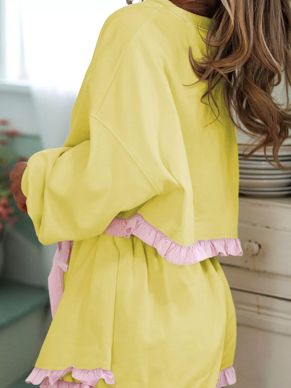 Contrast Frill Hem Round Neck Top and Shorts Set