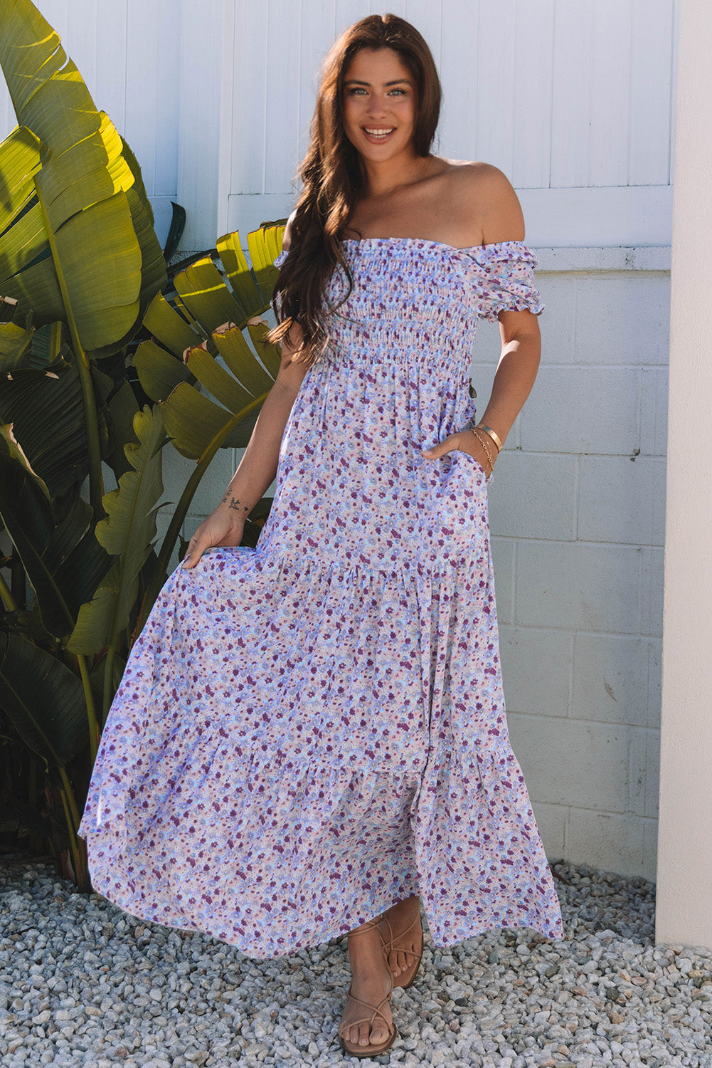 Vestido maxi fruncido de cintura alta con manga corta abullonada floral morado