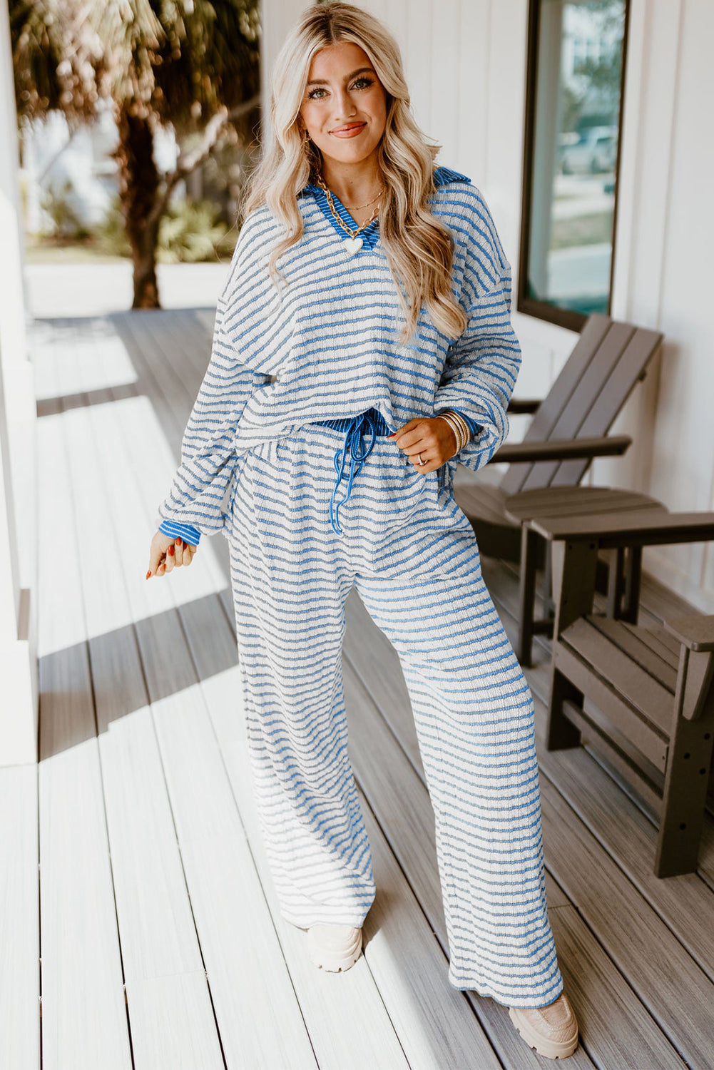 Conjunto de Top de Manga Larga con Cuello Texturizado a Rayas Azul Cielo y Pantalones con Cordón