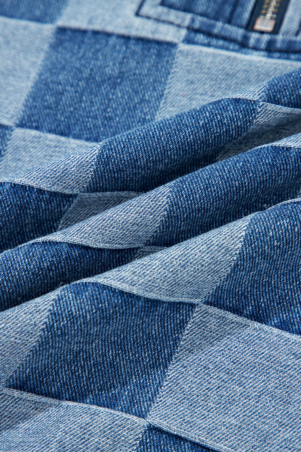 Sudadera con capucha de denim azul cielo con cuello con cremallera y bolsillo canguro, diseño de cuadros