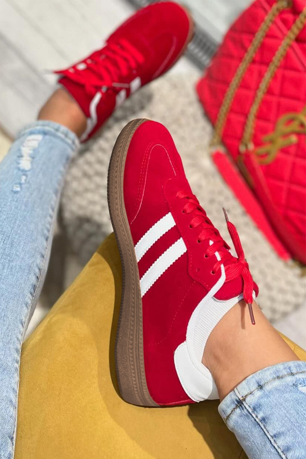 Zapatos planos con cordones de retazos a rayas vintage rojo fuego