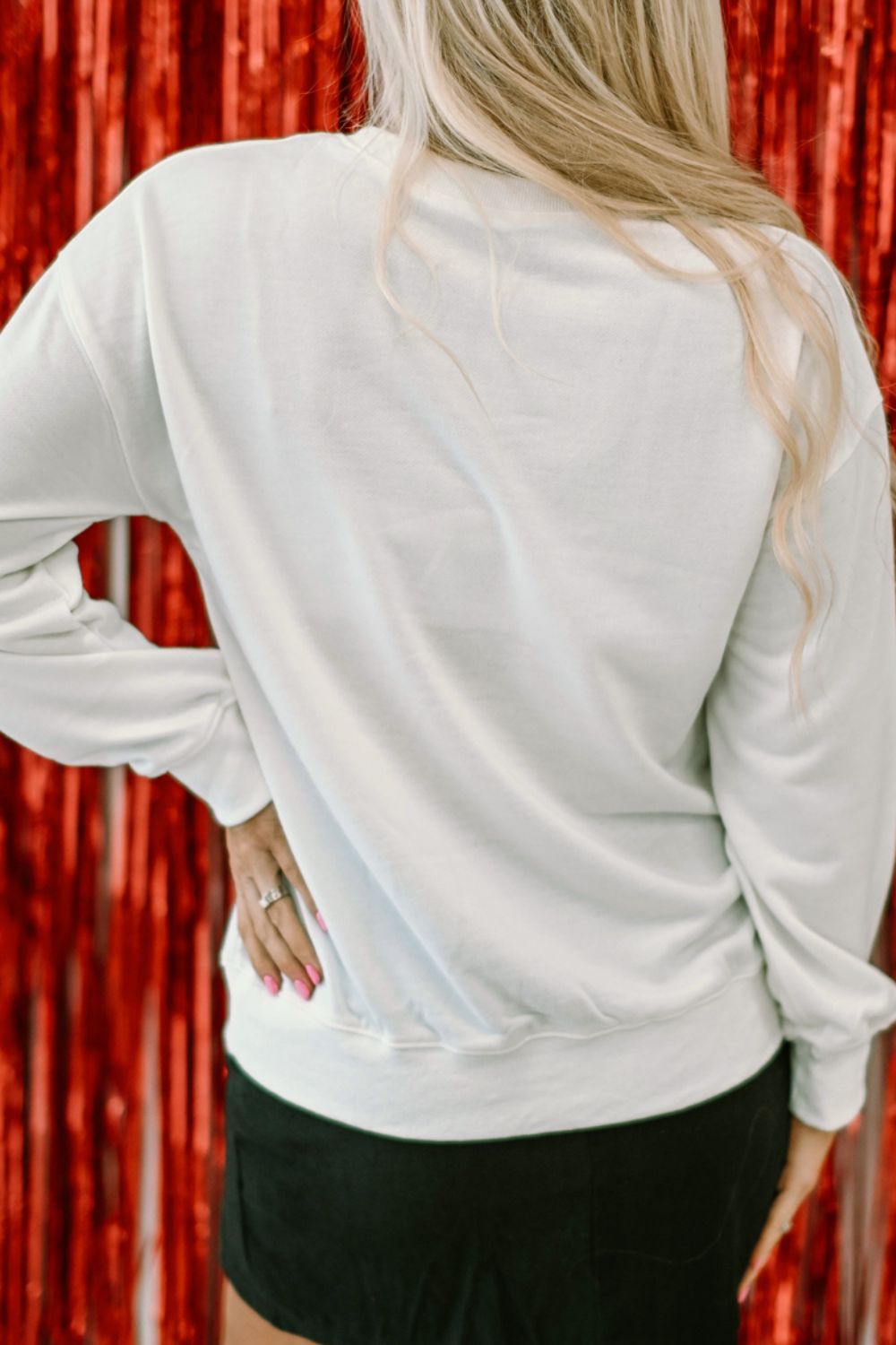Sudadera de cuello redondo con brillantina y estampado XOXO del Día de San Valentín