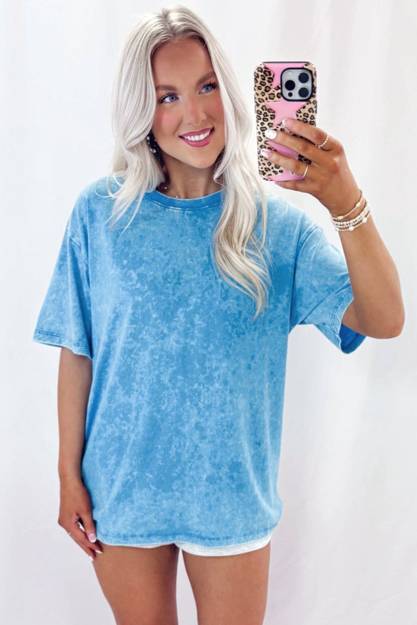 Camiseta extragrande azul con lavado mineral