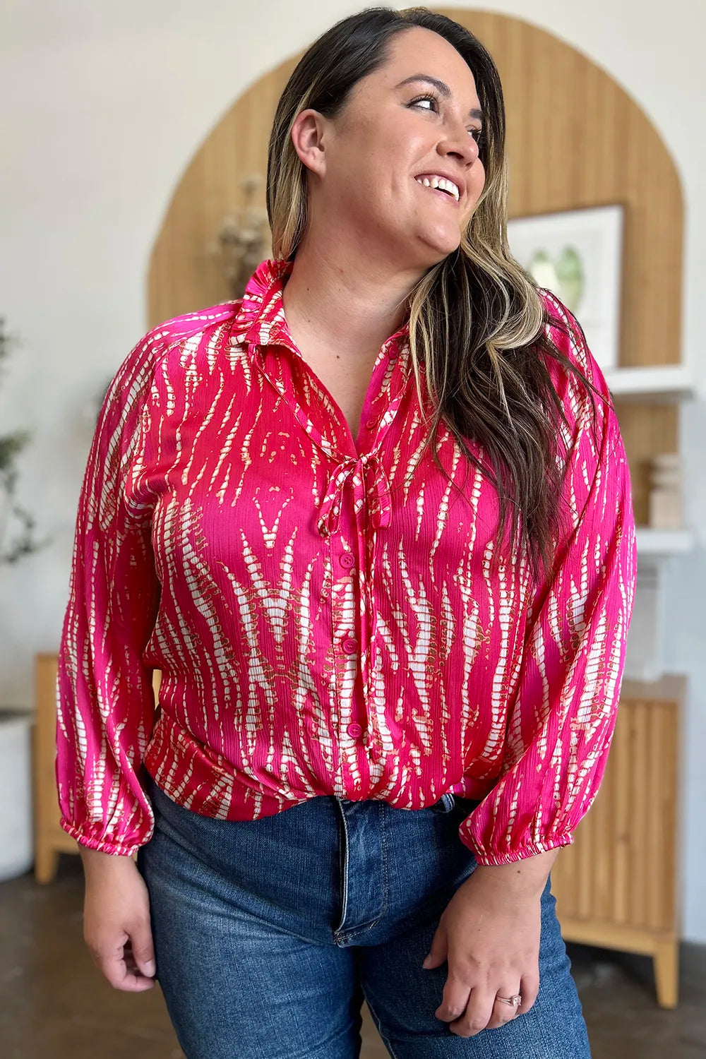 Camisa abotonada de manga larga estampada Full Size Double Take