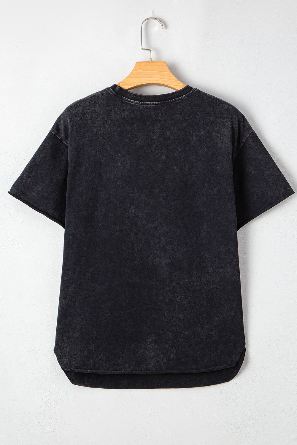 Camiseta suelta con aberturas laterales y estampado de cabeza de buey "HOWDY" de estilo occidental negro