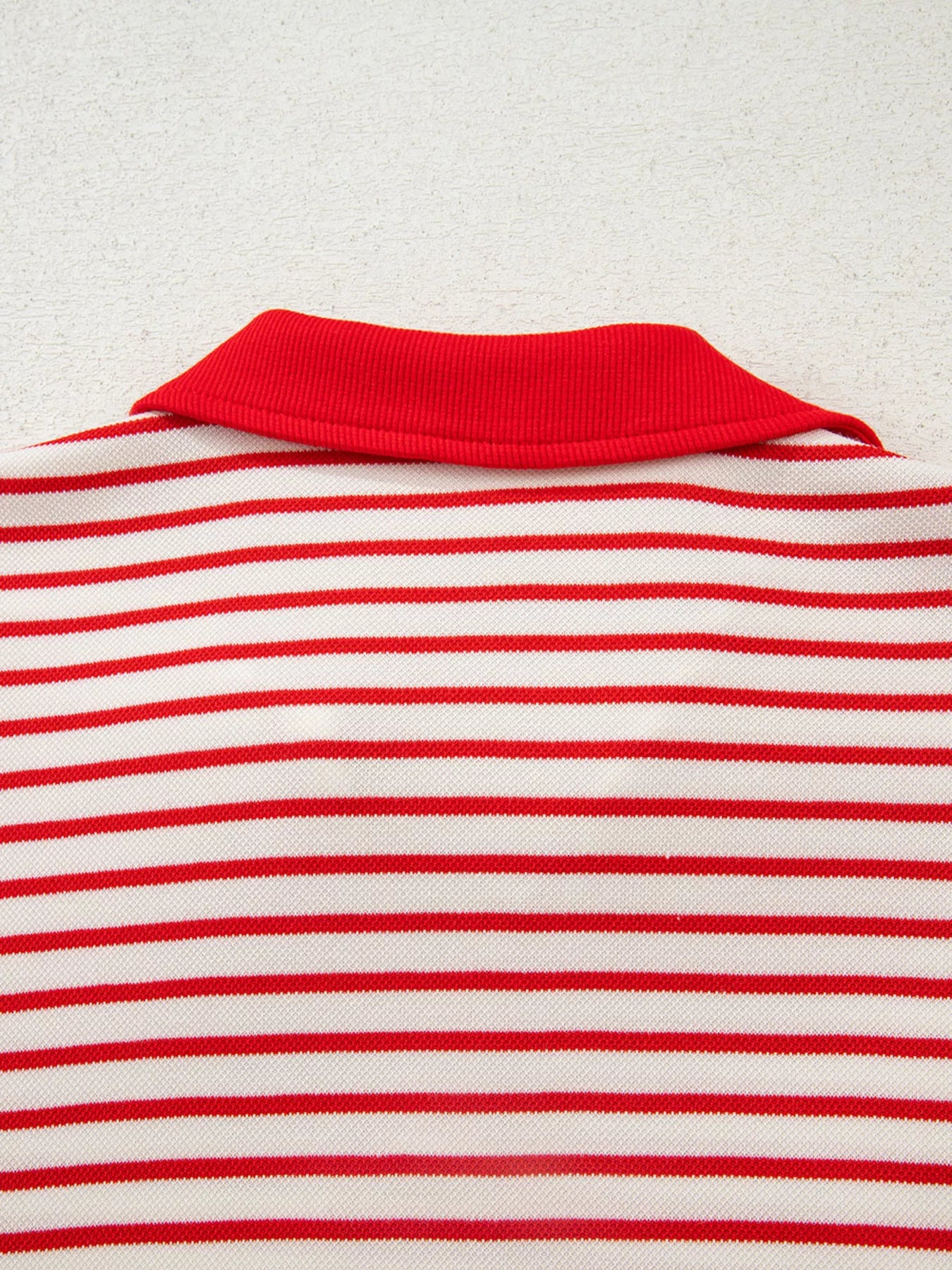 Conjunto de dos piezas de jersey de punto con cuello en V a rayas, hombros caídos y falda pantalón