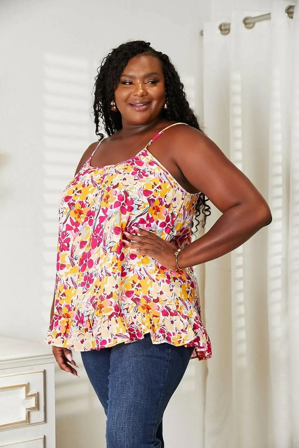 T-Shirts Trendsi TIKTOK - Floral ruffle hem top - 100% polyester