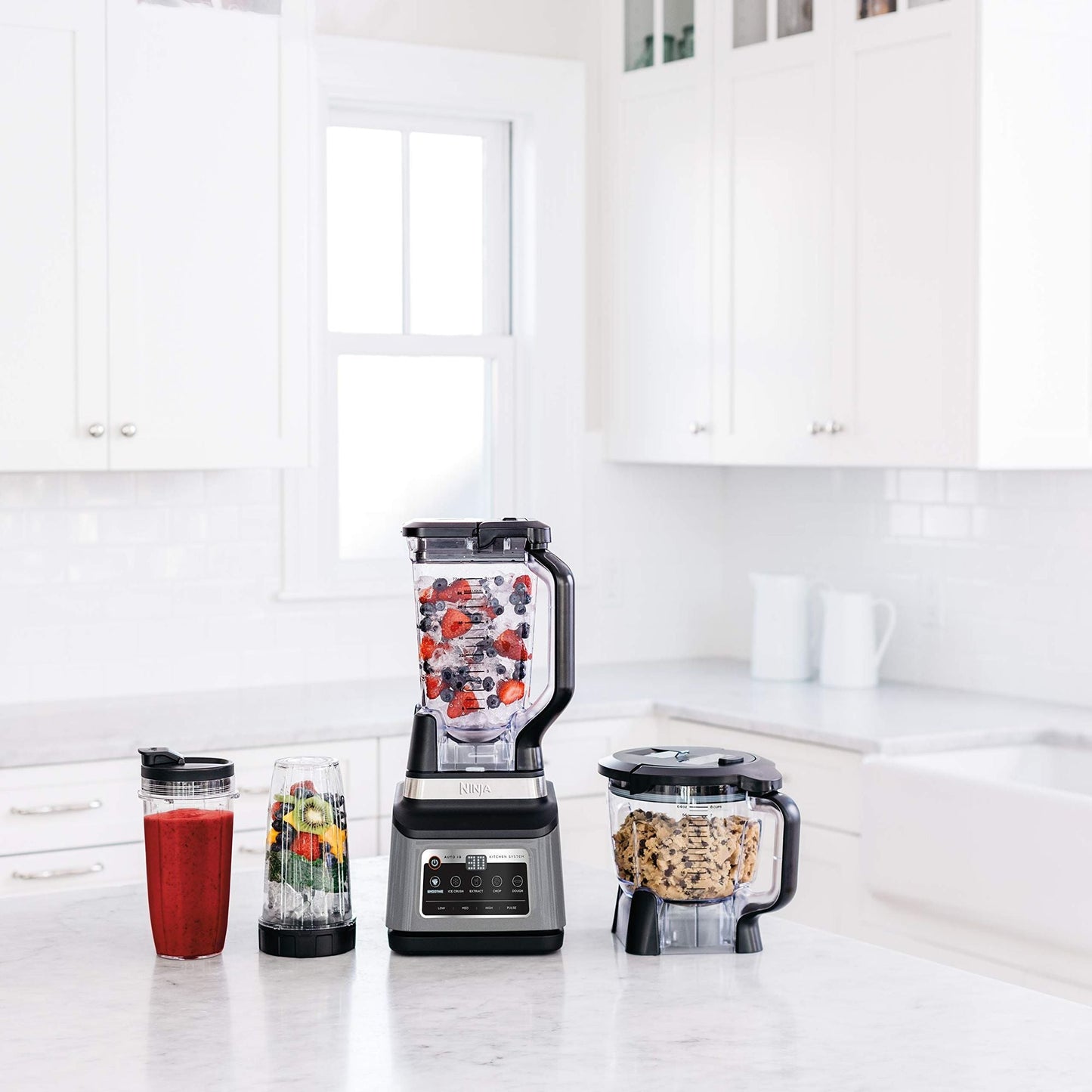 N inja BN801 Professional Plus Kitchen System, 1400 WP, 5 Functions for Smoothies, Chopping, Dough & More with Auto IQ, 72-oz.* Blender Pitcher, 64-oz. Processor Bowl, (2) 24-oz. To-Go Cups, Grey