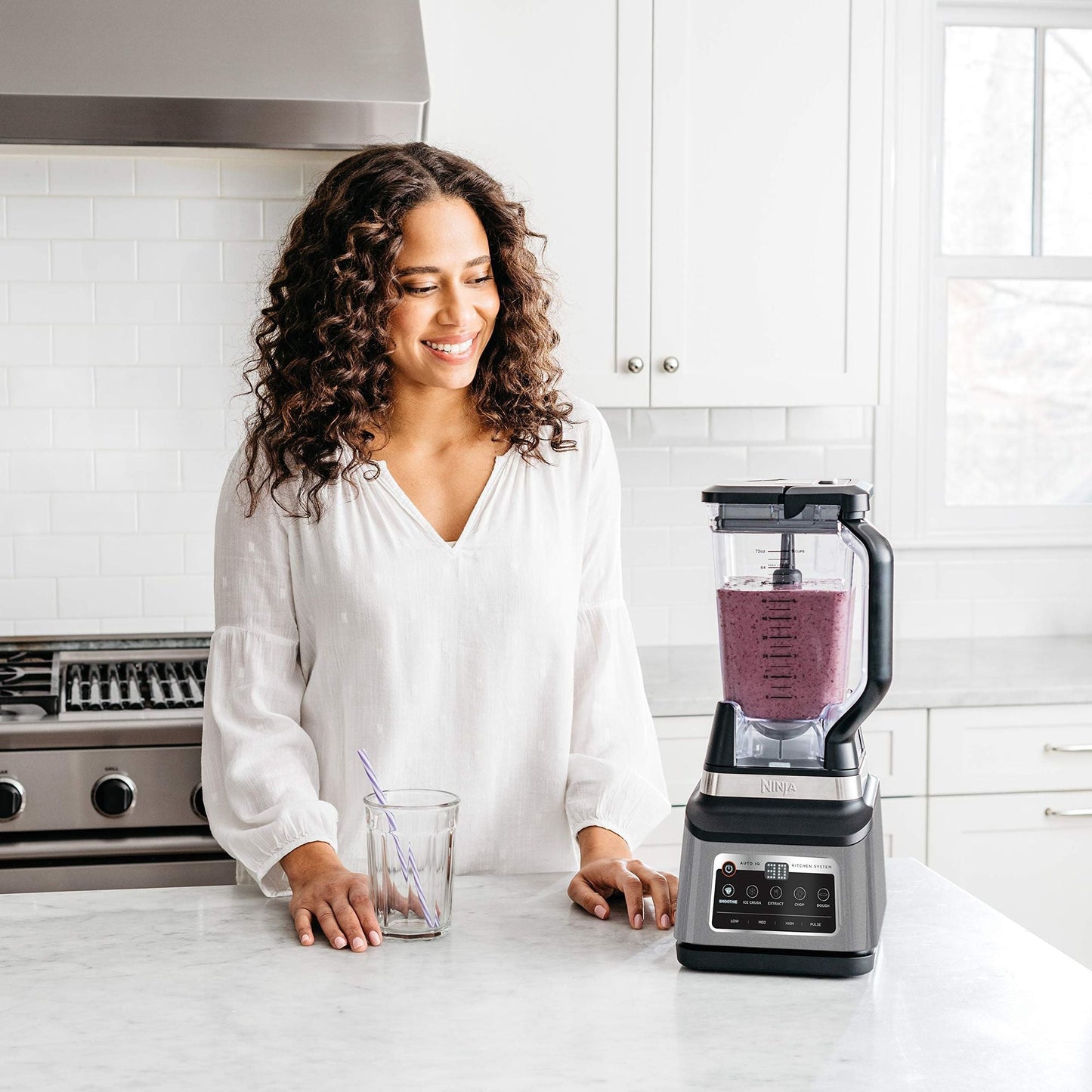 N inja BN801 Professional Plus Kitchen System, 1400 WP, 5 Functions for Smoothies, Chopping, Dough & More with Auto IQ, 72-oz.* Blender Pitcher, 64-oz. Processor Bowl, (2) 24-oz. To-Go Cups, Grey