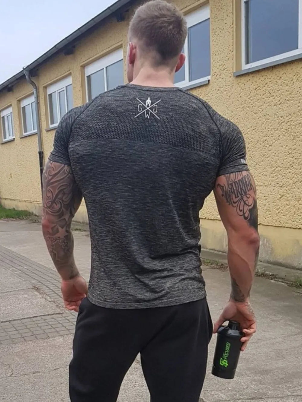 Camiseta de manga corta y cuello redondo de talla grande para hombre