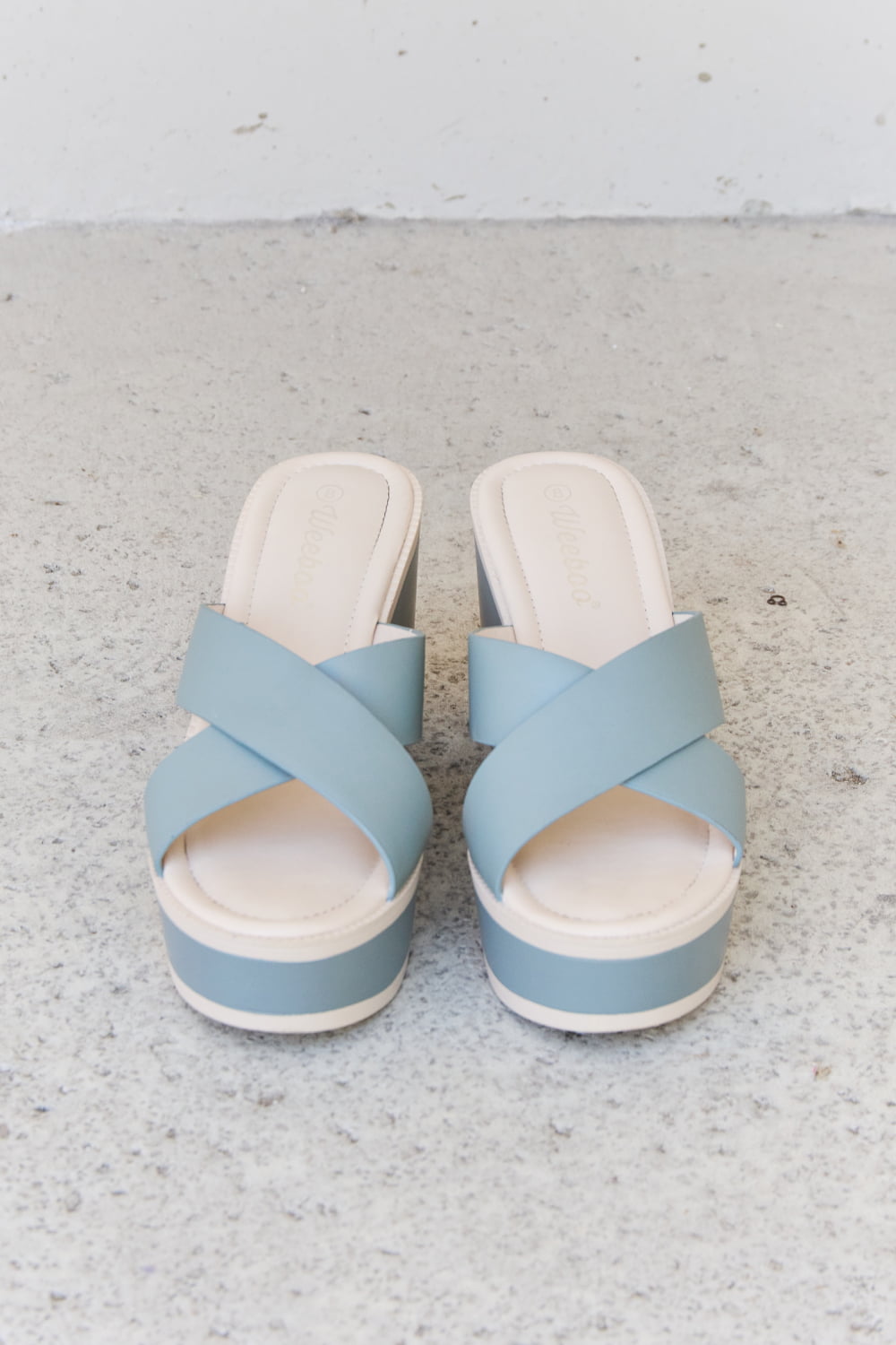 Sandalias de plataforma con contraste Weeboo Cherish The Moments en azul niebla