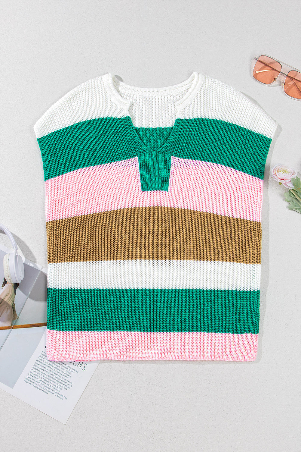 Camiseta de punto con cuello de pico y bloques de color multicolor