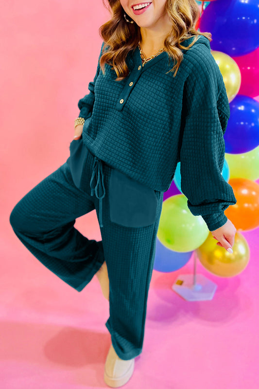 Conjunto de top con capucha y textura a cuadros Skobeloff y pantalones holgados