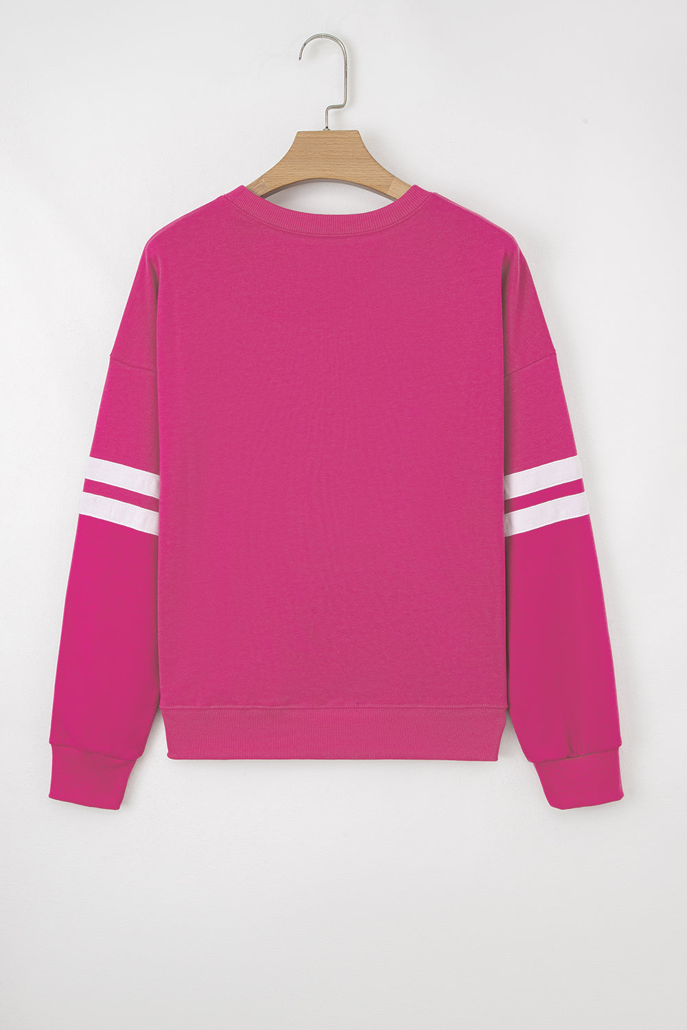 Sudadera Oversize Azul Cielo con Detalle de Rayas Universitarias y Hombros Caídos