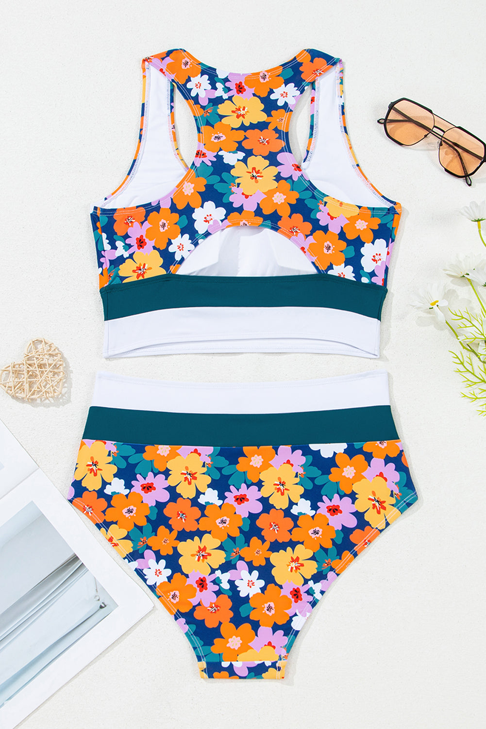 Bikini de Traje de Baño de Cintura Alta con Espalda Cruzada y Estampado Floral Verde
