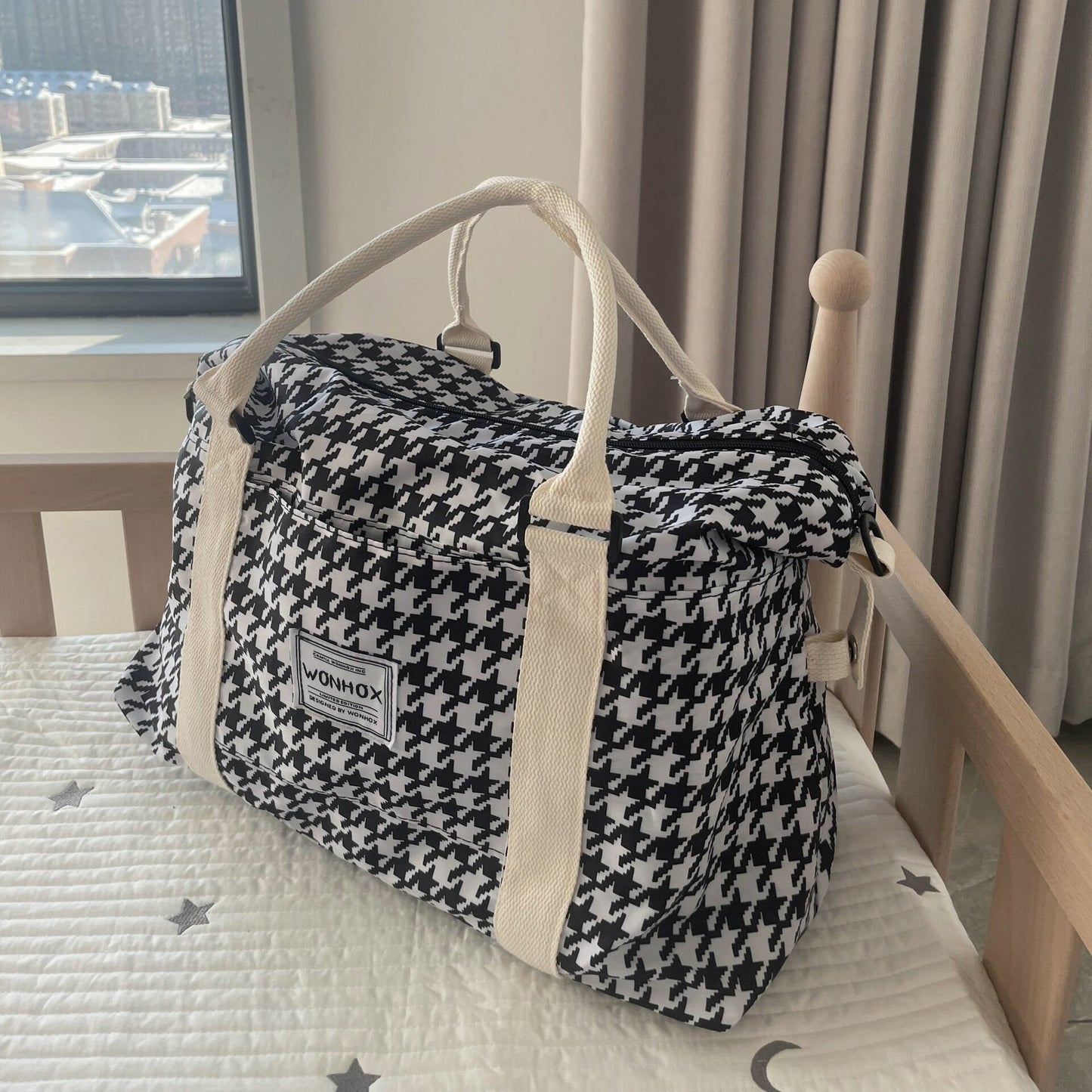 Women's Large Capacity Hand-carrying Short Travel Bag