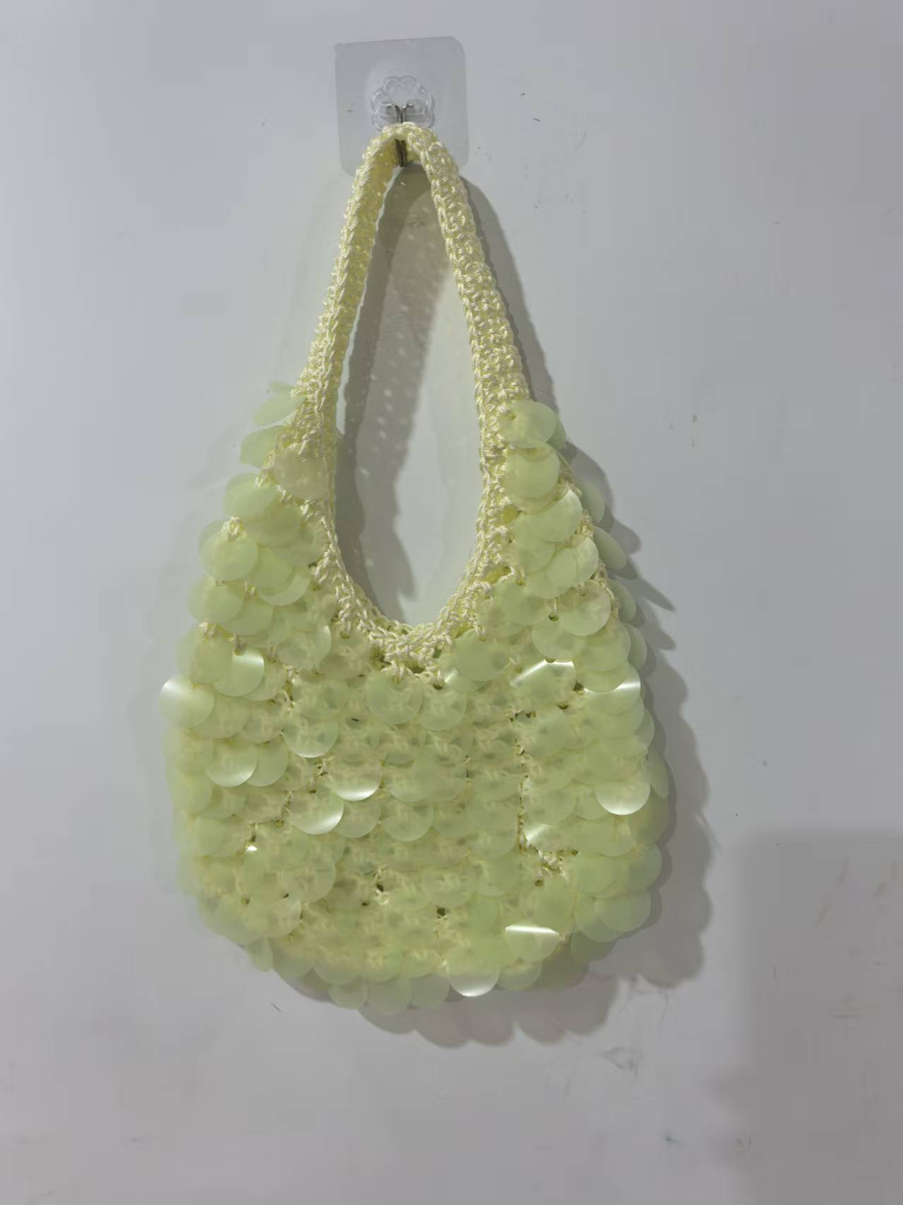 New High-End Handmade Natural Sequin Handbag For Women