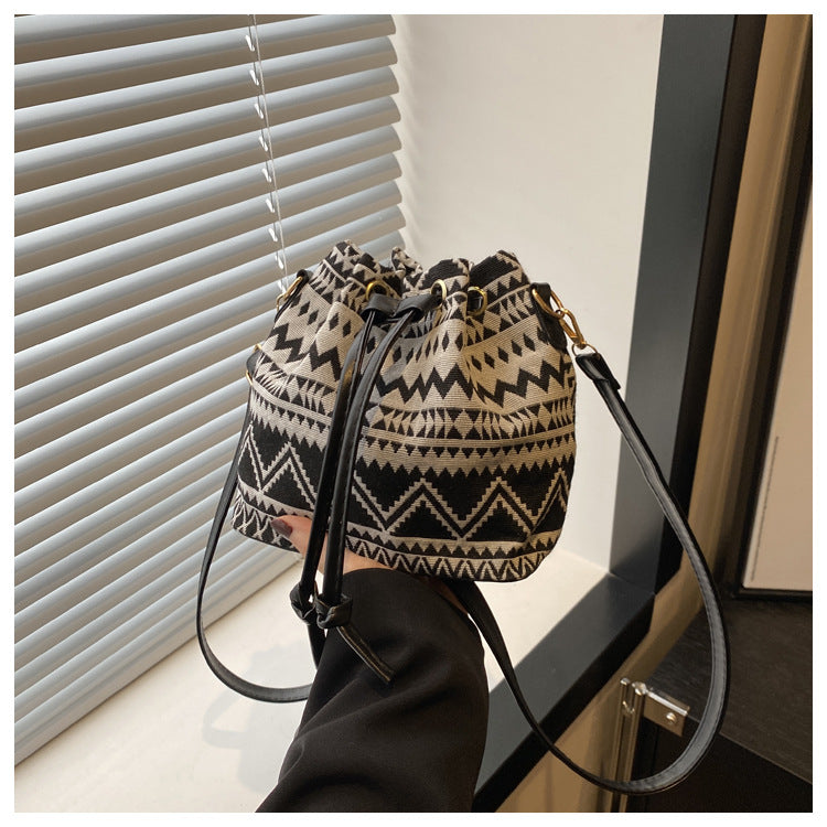 Retro Casual Travel Shoulder Crossbody Bag