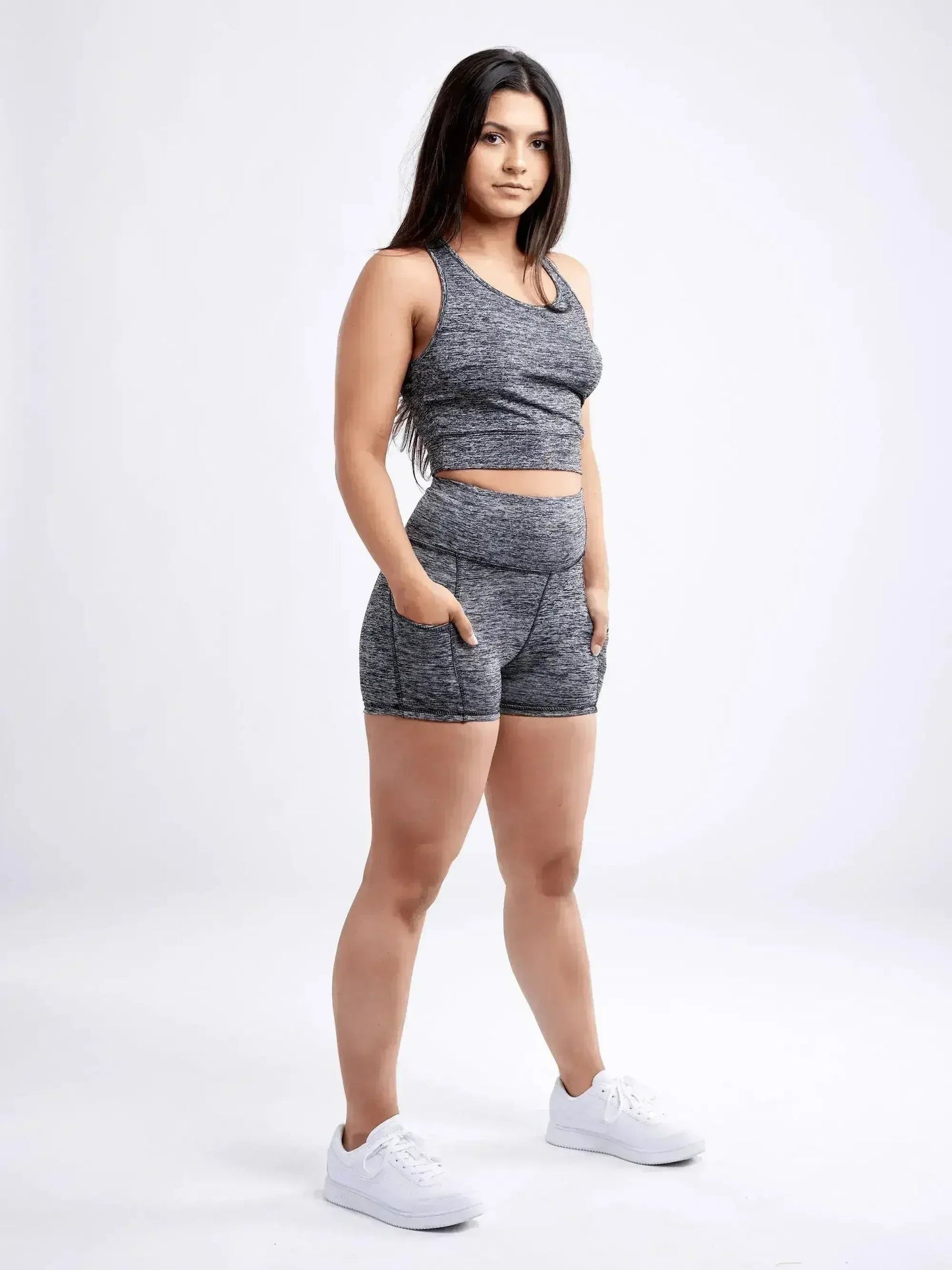 Racerback Training Crop Tank – Lightweight & Breathable for Workouts