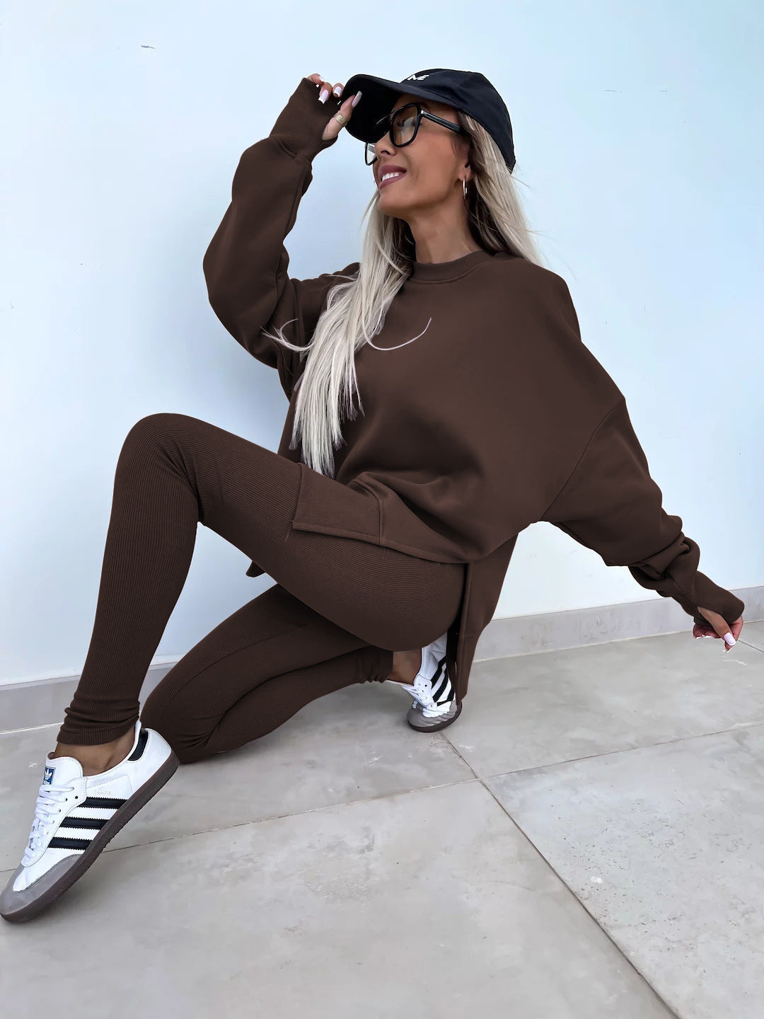 Traje de suéter informal para mujer – Conjunto de top suelto con aberturas y pantalones ajustados