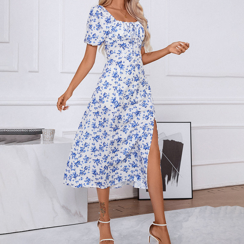 Vestido maxi con estampado floral de cuello cuadrado, mangas abullonadas y abertura lateral