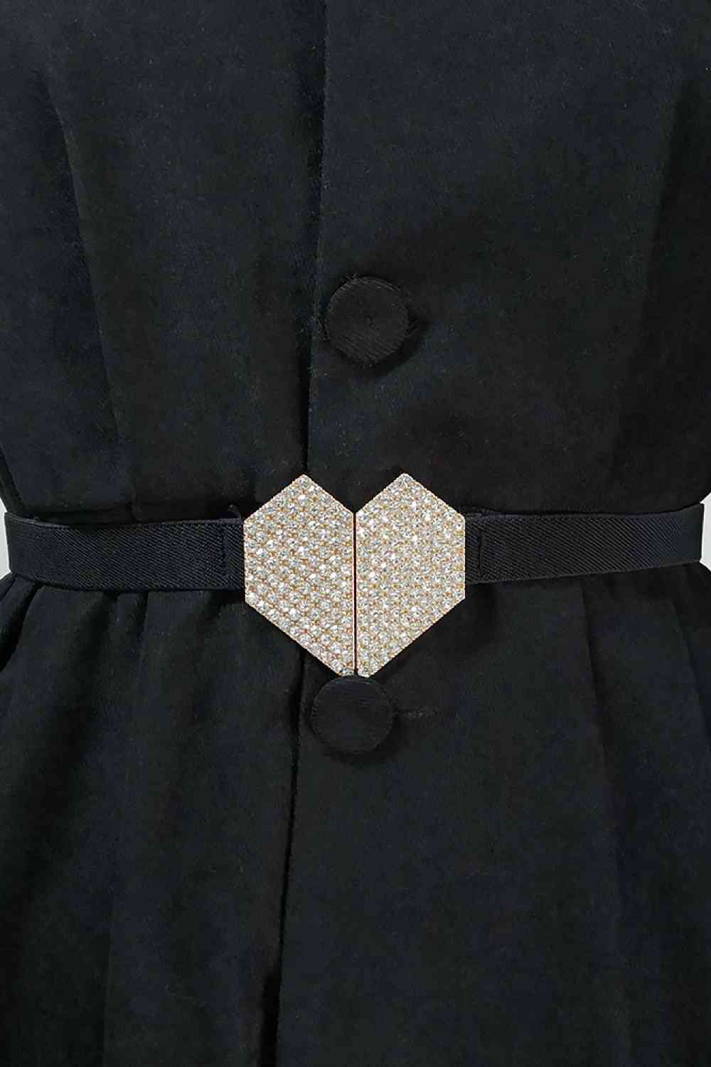 Cinturón elástico con hebilla de corazón de strass GlamStyle – Brillo deslumbrante y comodidad. Consulta la tabla de tallas en "más detalles".