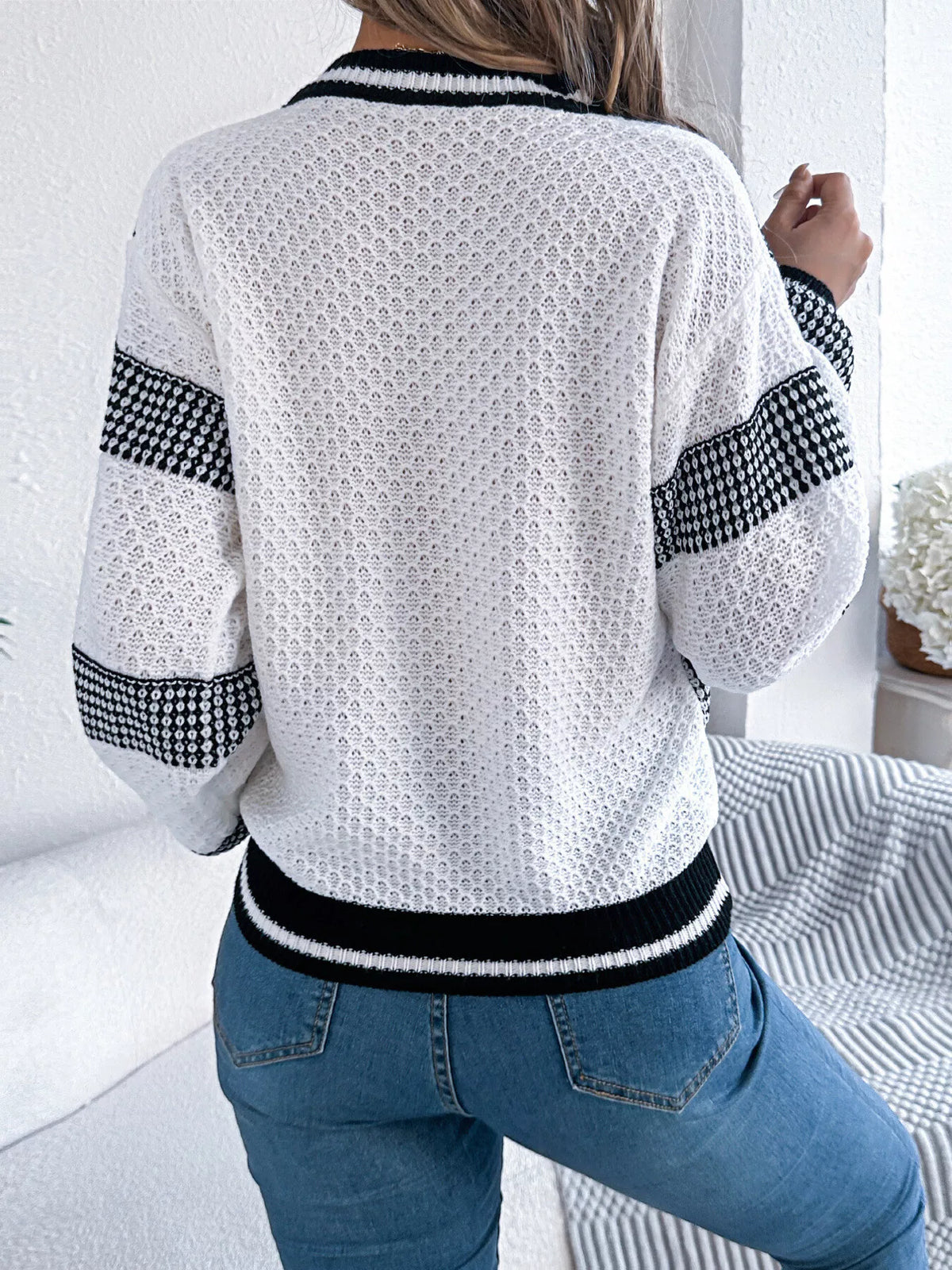 Contrast Striped V-Neck Sweater