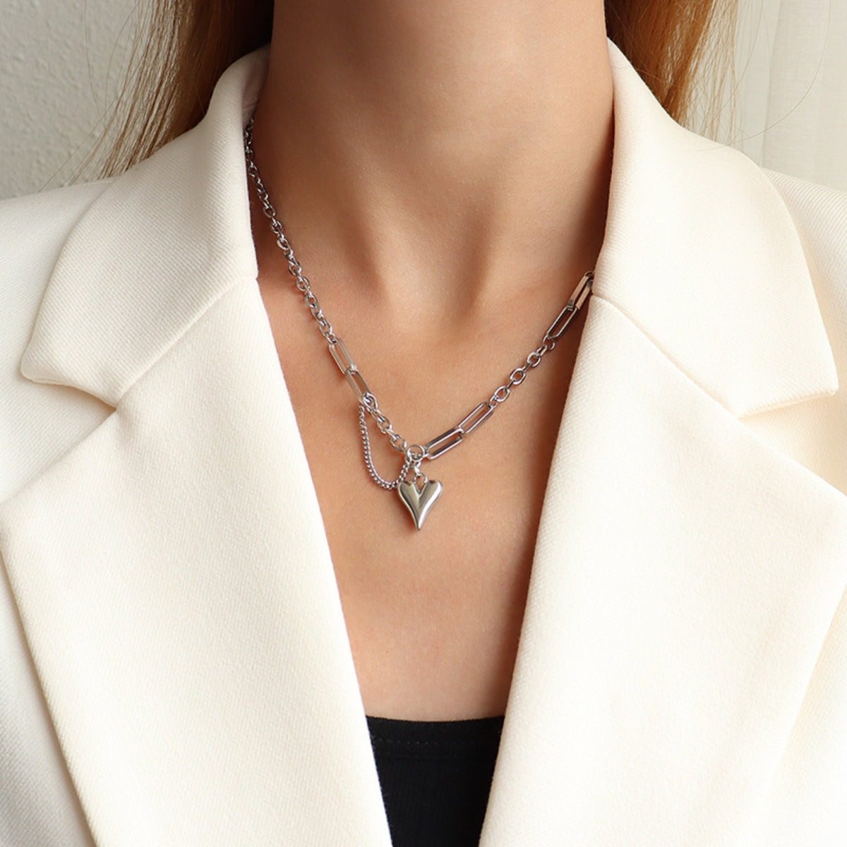 Collar con Colgante de Corazón de Acero de Titanio