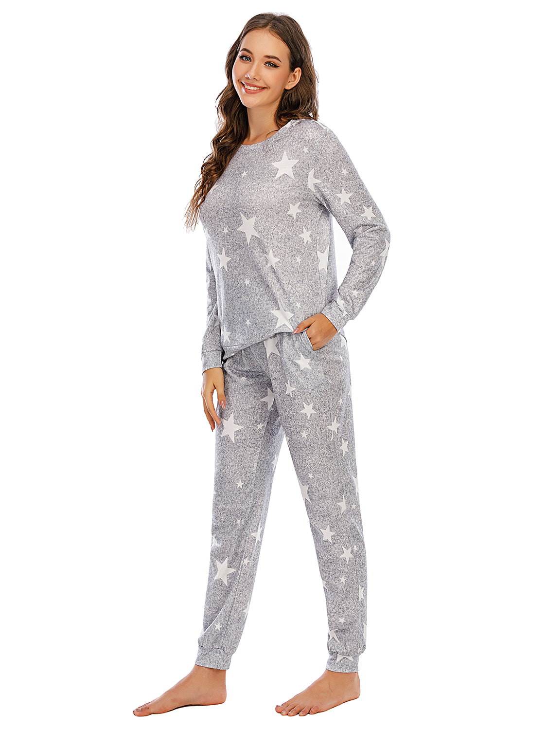 Conjunto de pijama de top y pantalón con estrellas