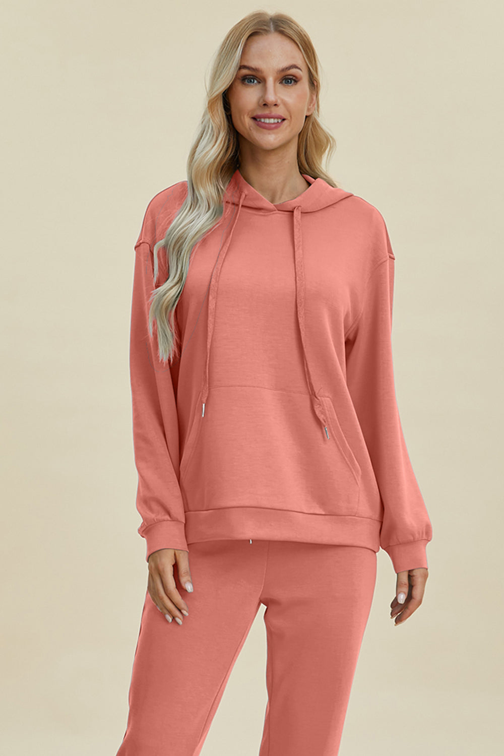 Sudadera con capucha de manga larga Basic Bae de tamaño completo con cordón de ajuste y bolsillo canguro de Scuba Air