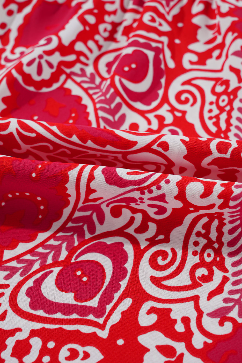 Vestido maxi con estampado de cachemir rojo, abertura lateral, manga farol y cintura alta