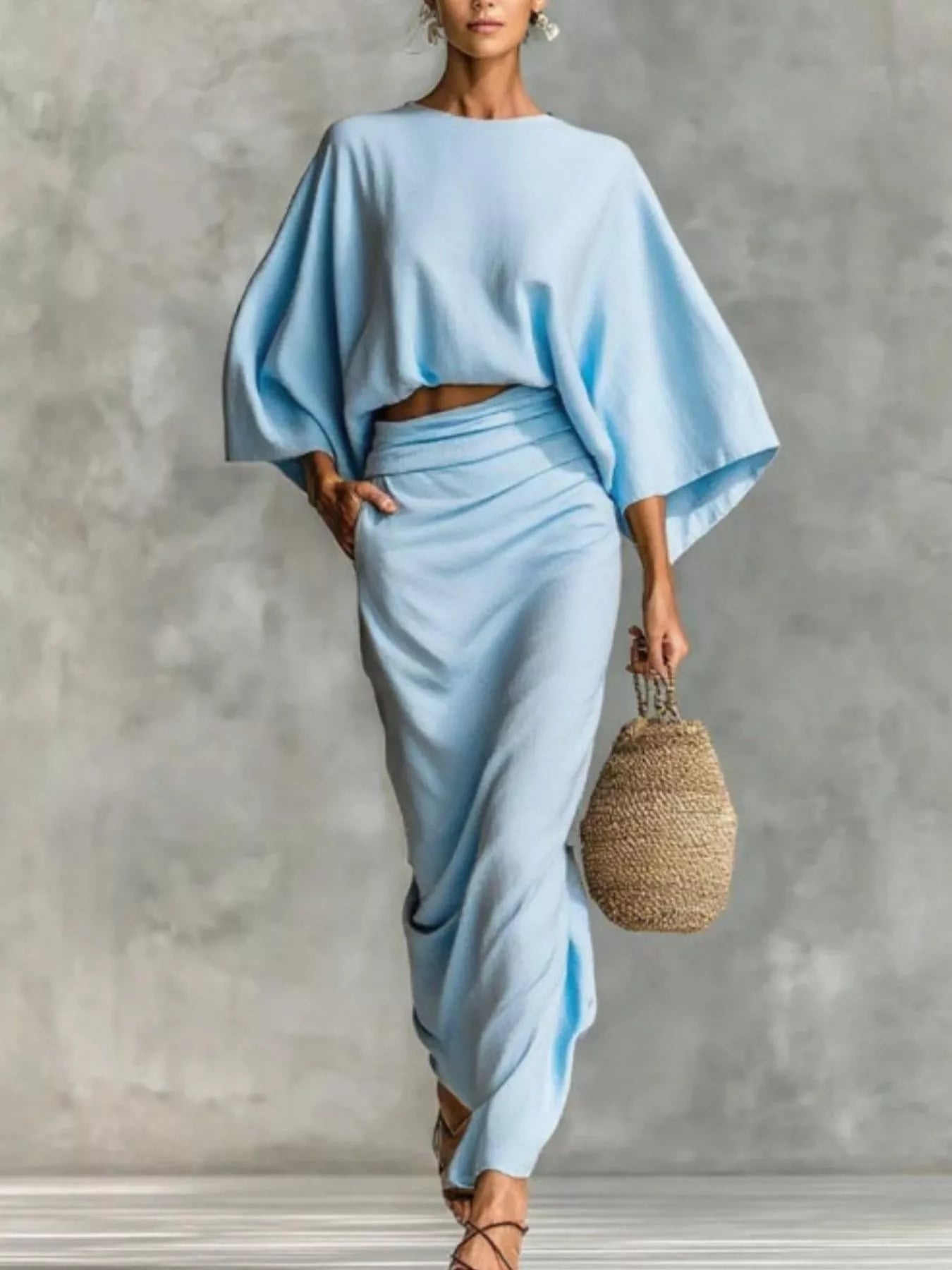 Conjunto de top de manga kimono de talla grande y falda fruncida Tallas grandes Vea la tabla de tallas en "más detalles"