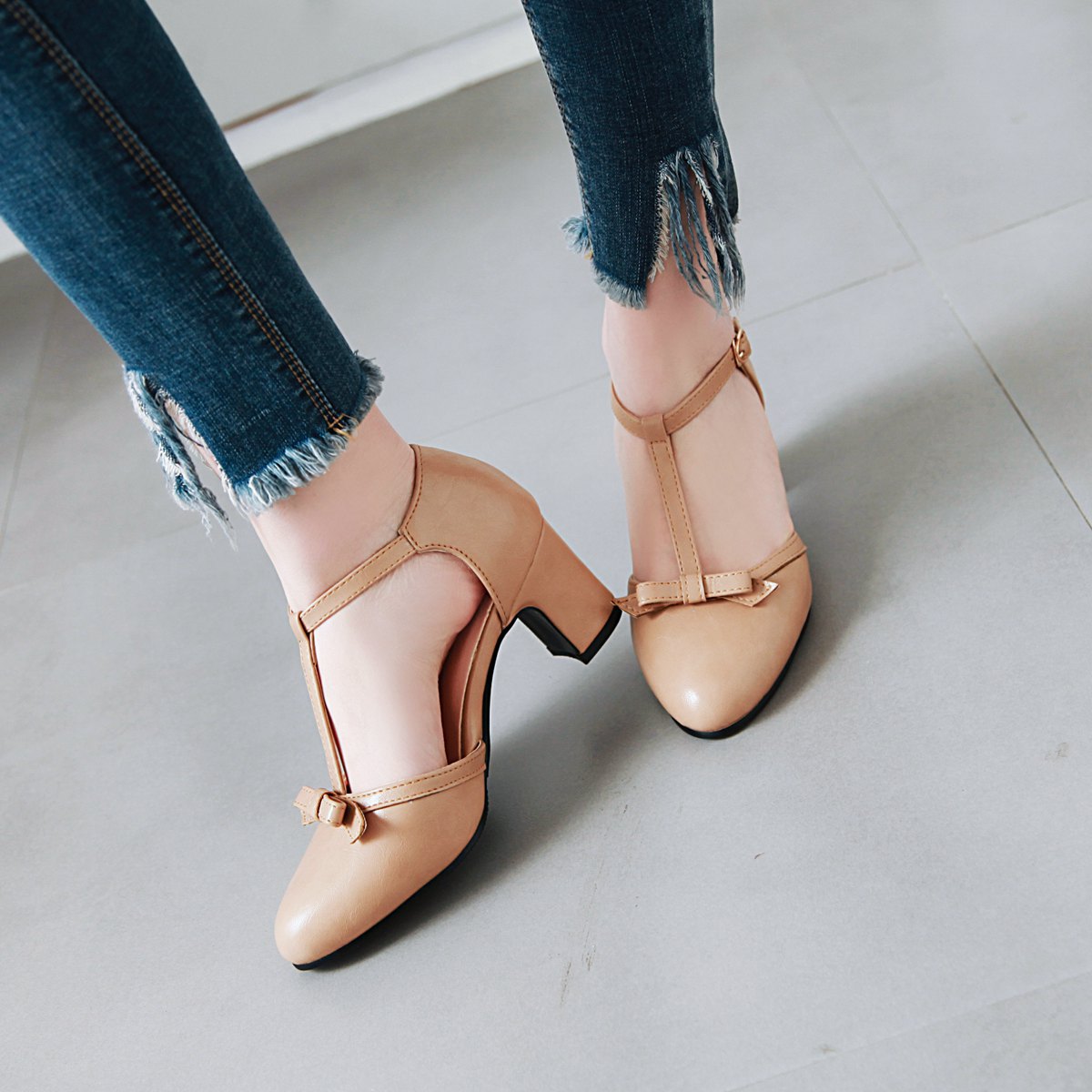 Women's Chunky Heel Sandals