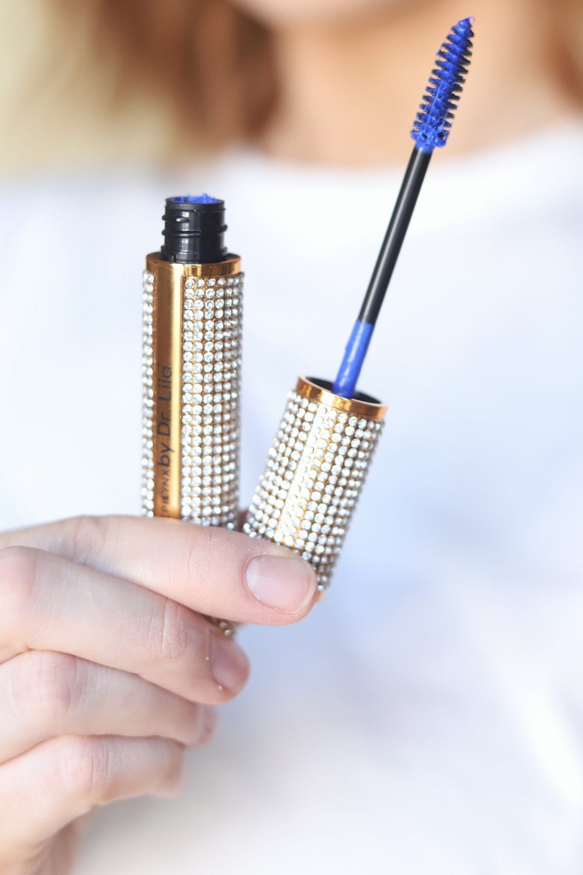 Máscara de Pestañas Vegana Mega Volumen – A prueba de Manchas con Estuche de Diamantes Hecho a Mano