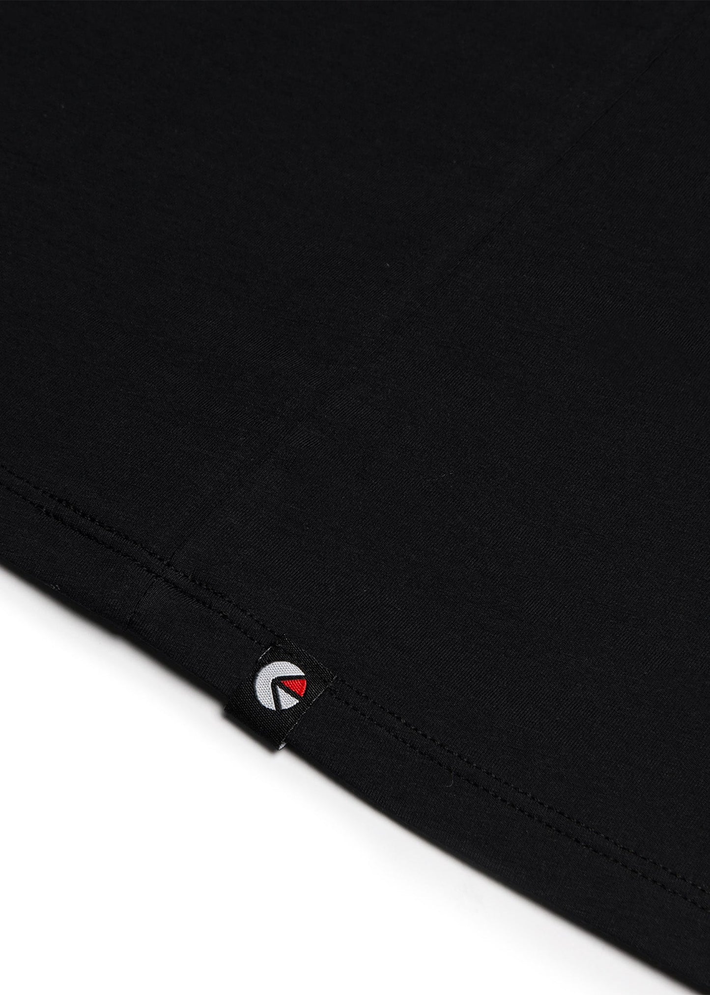 Black | Womens V-neck Tee