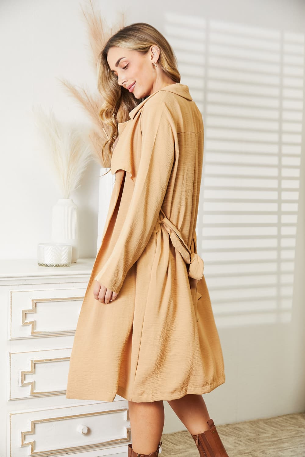 Gabardina anudada de talla grande con bolsillos Culture Code