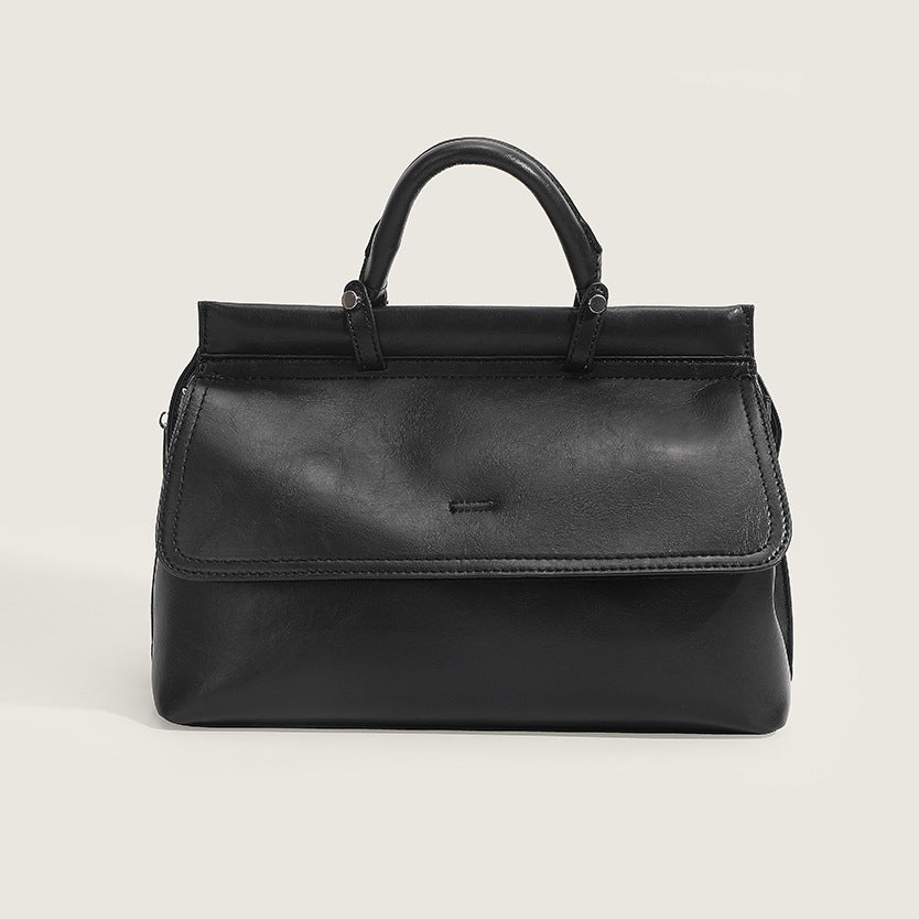 Textured Versatile Tote Bag That Can Be Carried As A Shoulder Bag