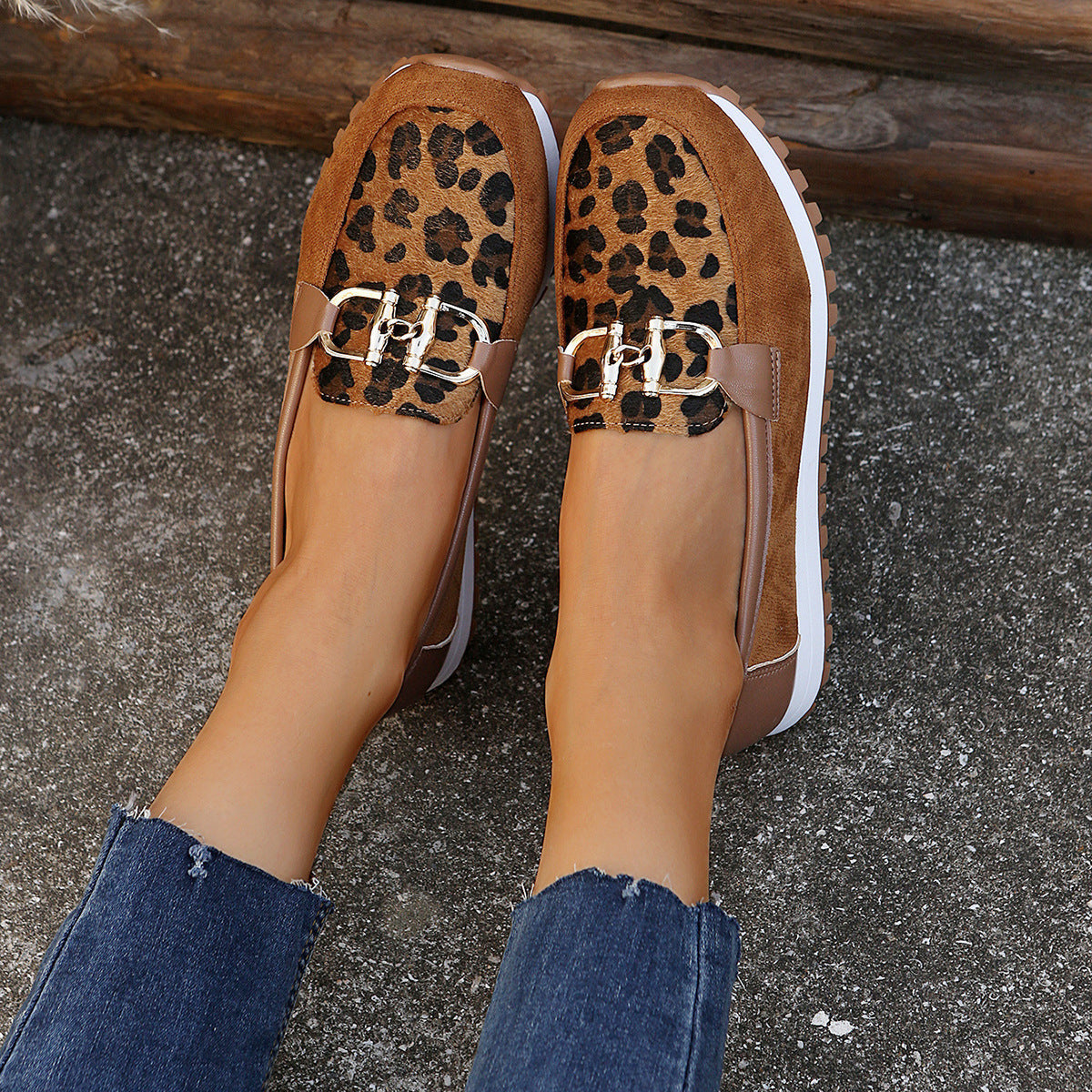Women's Metal Buckle Flat Shoes
