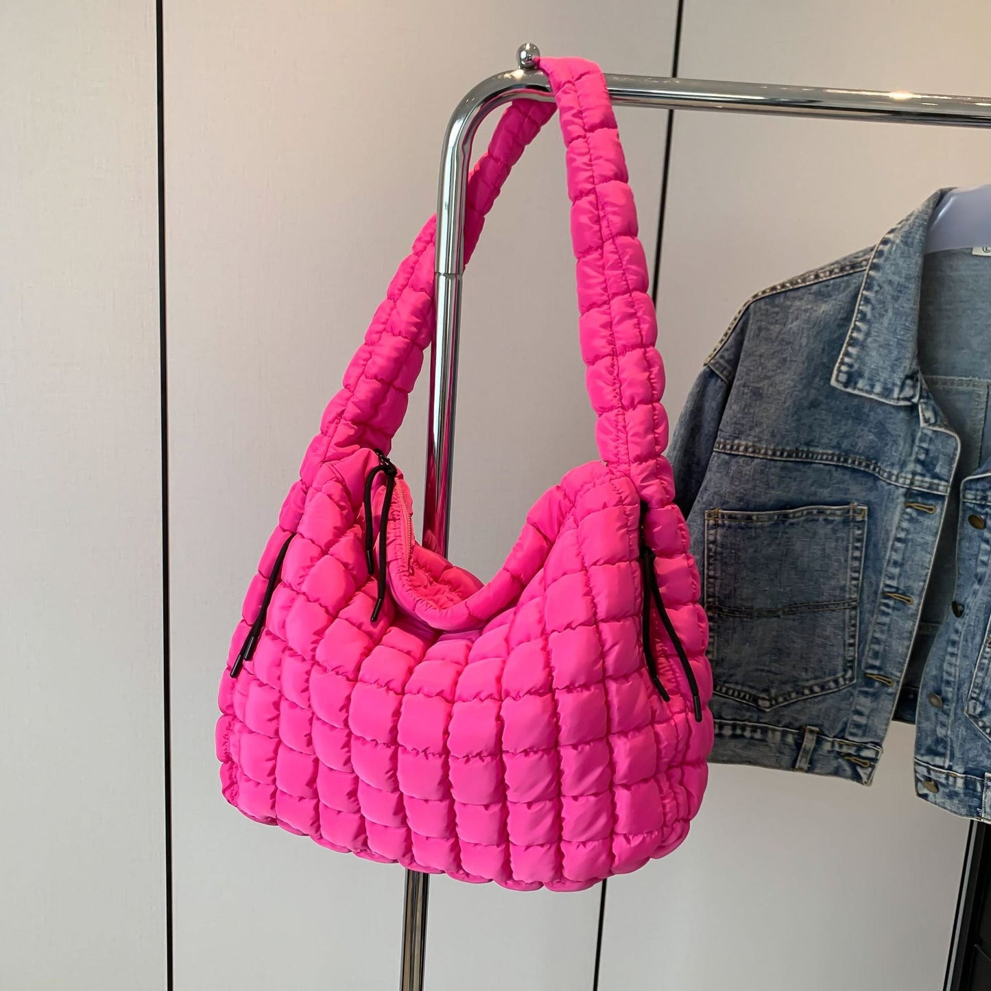 Women's Quilted Cloud Travel Bag