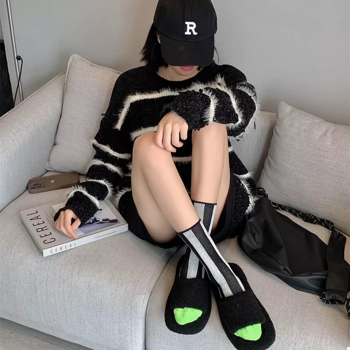 Contrast Striped Crew Socks