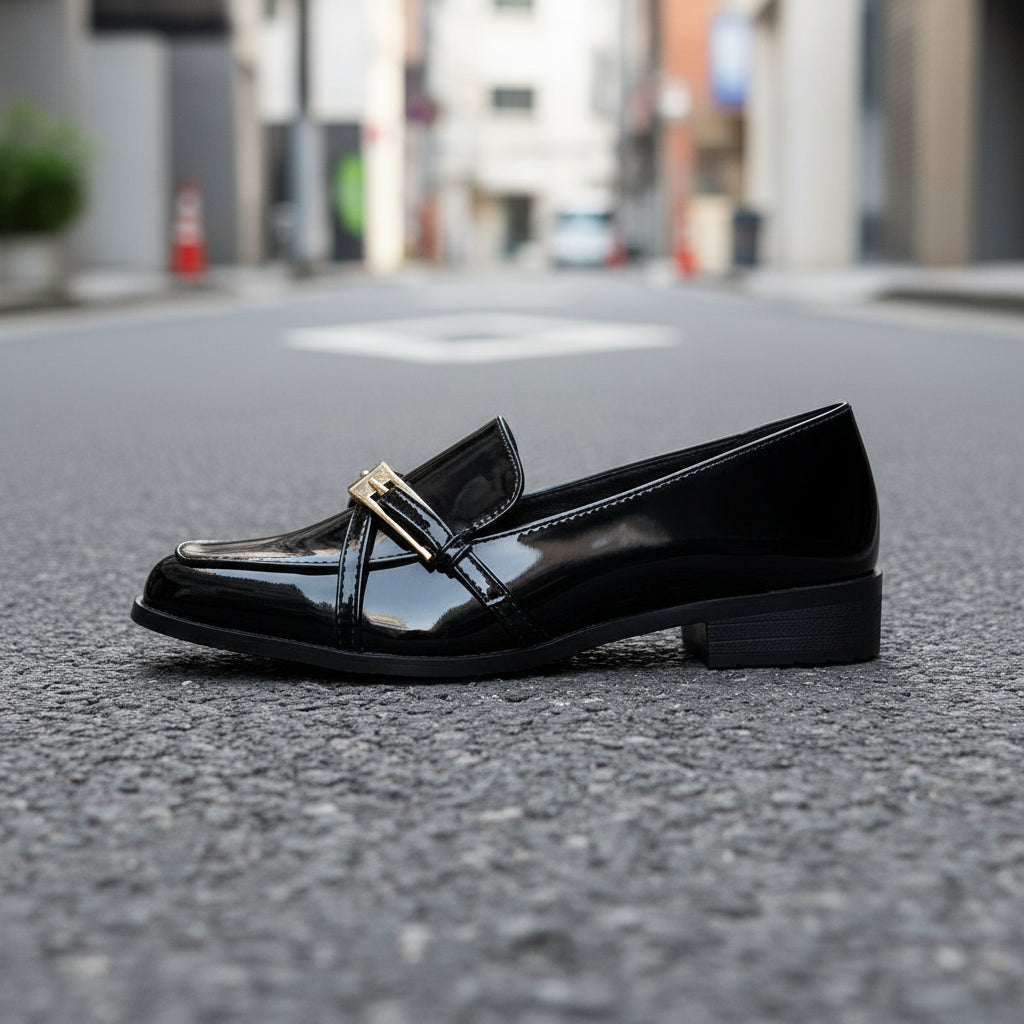 Zapatos de charol con punta cuadrada para mujer