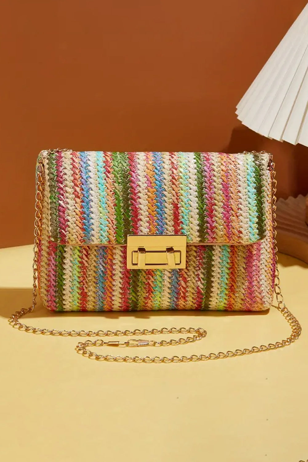 Bolso de Hombro Único con Solapa Rayado y Tejido Color Camel