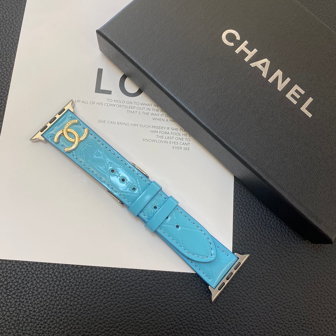 Correa de cuero brillante para Apple Watch con logotipo metálico de lujo